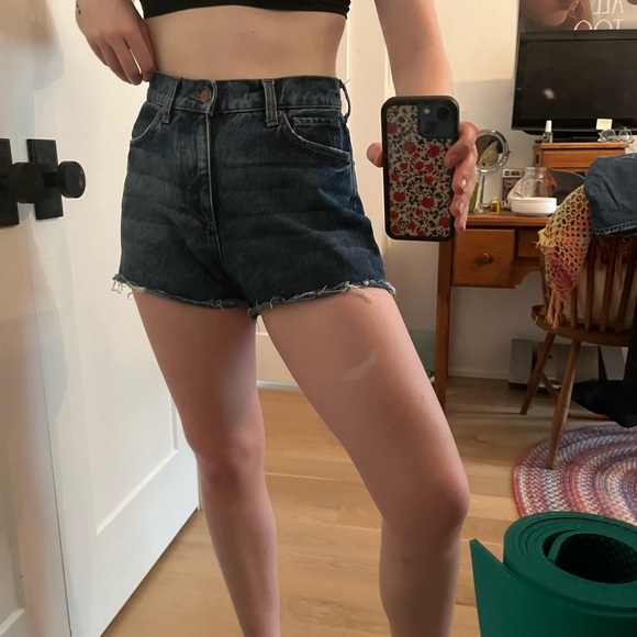 Marine Layer size 27in jean shorts - Picture 2 of 3